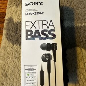 Sony MDR-XB50AP Black Earbuds